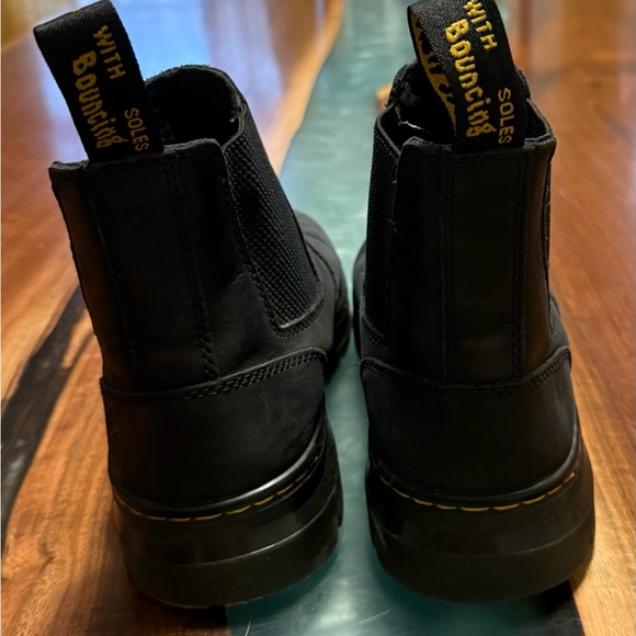 DR MARTENS Embury Black Leather Boots Mens sz 8, Womens sz 9 - Picture 3 of 6